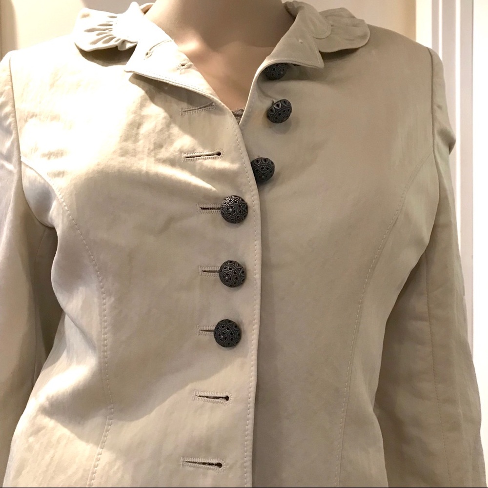 Cream European Ruffle Blazer - Picture 3 of 3